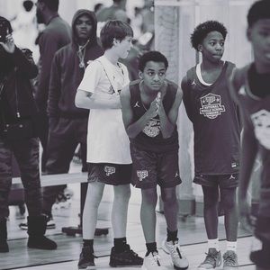 Meet your Posher, Miles